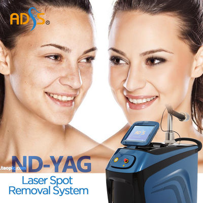 Tätowierungs-Abbau-Maschine q-Schalter-Nd Yag, Haut-Verjüngungs-Maschine Laser-1064nm